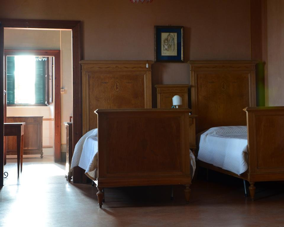 Villa Montanari Rosati Porto San Giorgio Luaran gambar